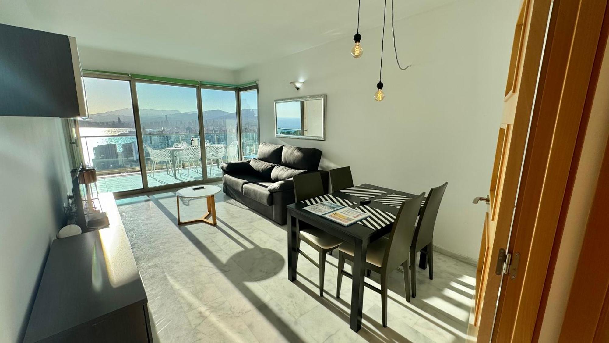 Highrise Apartment With Stunning Views From Private Balcony 85 Benidorm Exterior foto